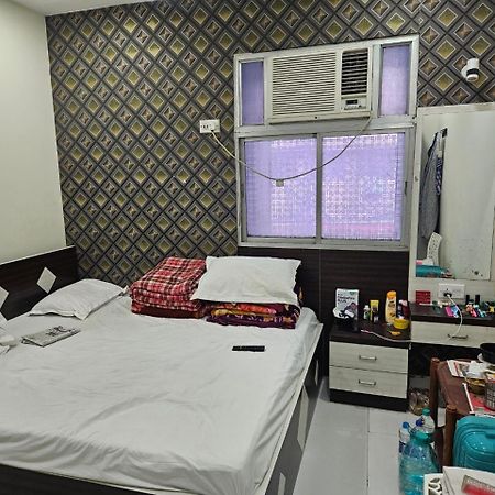 Hotel Elliot Comfort Inn Calcutta Exteriör bild