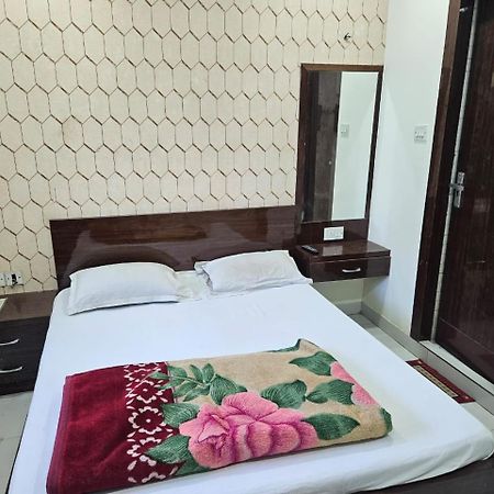 Hotel Elliot Comfort Inn Calcutta Exteriör bild