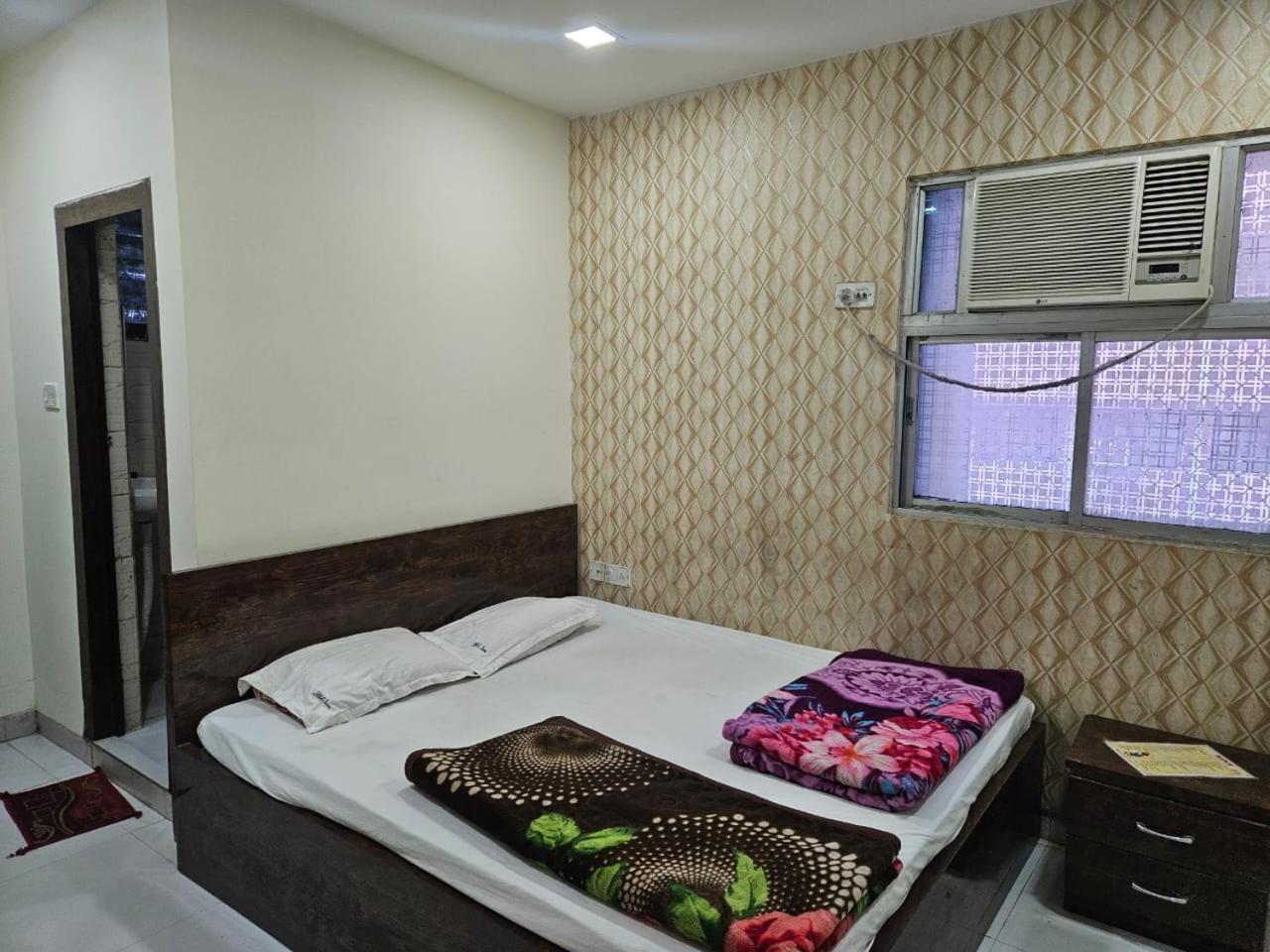 Hotel Elliot Comfort Inn Calcutta Exteriör bild