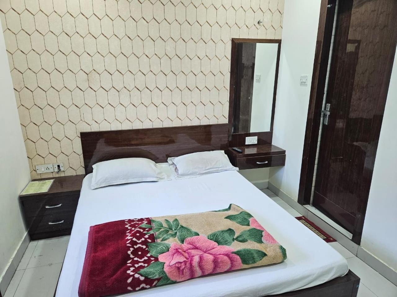 Hotel Elliot Comfort Inn Calcutta Exteriör bild